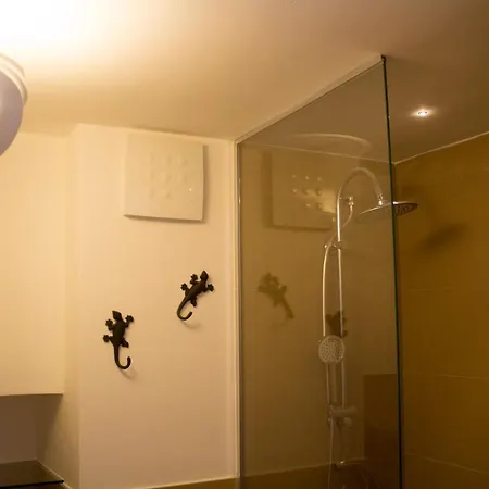 Schiara Couette-café Naples