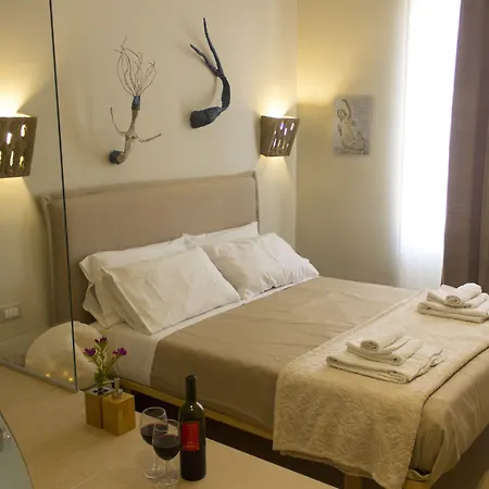 Schiara 3* نابولي