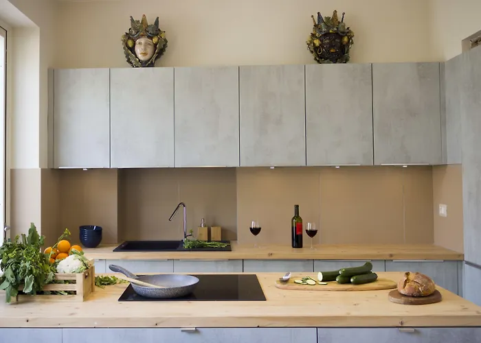 Schiara 3* ナポリ